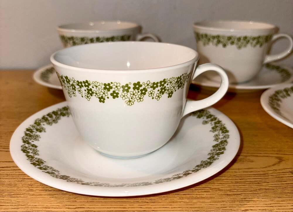 4 Corelle Green Spring Blossom 6 1/4" Saucers and cups